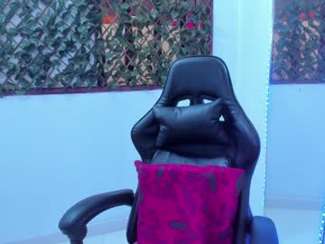 Luna_0211 January 04, 2025 Chaturbate stream image
