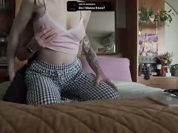 Foxymcfoxypants January 04, 2025 Chaturbate stream image