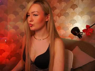 Heart_Therapy January 04, 2025 Chaturbate stream image