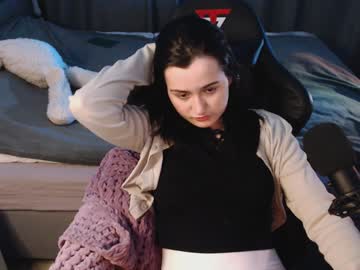 Kira_Yammy January 04, 2025 Chaturbate stream image