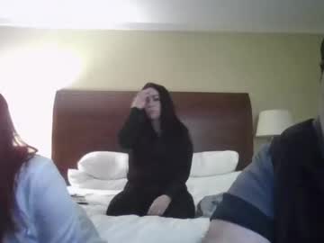 Sallystarr_Bulldog January 04, 2025 Chaturbate stream image