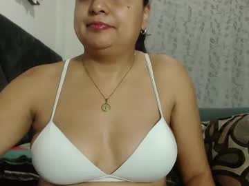 Benjaminanddaphne January 05, 2025 Chaturbate stream image
