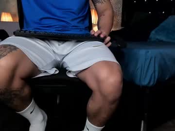 Mike2_Wills January 05, 2025 Chaturbate stream image