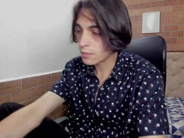 Mike_Hunter7 January 05, 2025 Chaturbate stream image