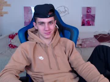 Frank_Mooree January 05, 2025 Chaturbate stream image