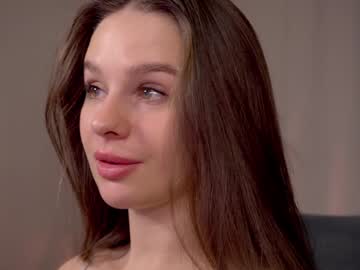 Elliephant_ January 05, 2025 Chaturbate stream image