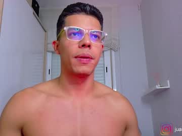 Myke_Jonnes January 05, 2025 Chaturbate stream image