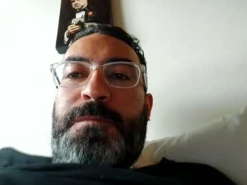Luis2988z January 05, 2025 Chaturbate stream image