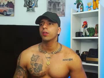 Darius_Phoenix January 05, 2025 Chaturbate stream image