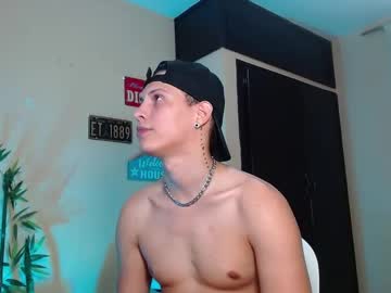David_Neill January 05, 2025 Chaturbate stream image
