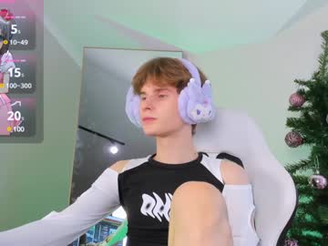 Yooung_Kitten January 05, 2025 Chaturbate stream image