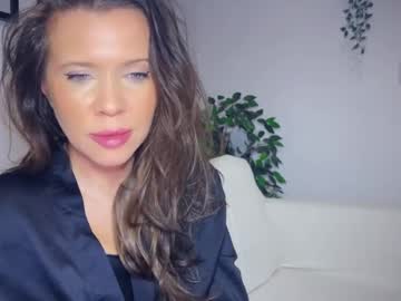 Cloverwinfred January 05, 2025 Chaturbate stream image