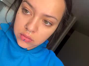 Dr3ams_Bab33 January 06, 2025 Chaturbate stream image