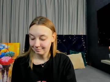Juicy_Berry00 January 06, 2025 Chaturbate stream image