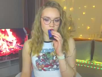 Aurora_Golden January 06, 2025 Chaturbate stream image