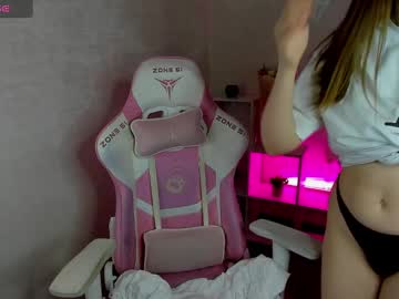 Holly_Li1n January 06, 2025 Chaturbate stream image