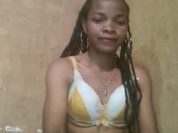 Maniah01 January 07, 2025 Chaturbate stream image