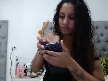 Pau_Sexy95 January 07, 2025 Chaturbate stream image