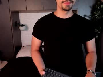 Ian_Davis January 07, 2025 Chaturbate stream image