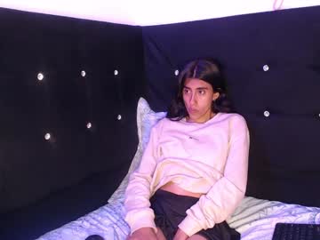 Violeettee__ January 08, 2025 Chaturbate stream image