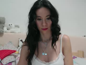 Roselynsun January 08, 2025 Chaturbate stream image