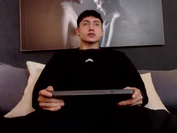 God_Of_Olympus1 January 08, 2025 Chaturbate stream image