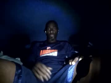 Famous75 January 08, 2025 Chaturbate stream image