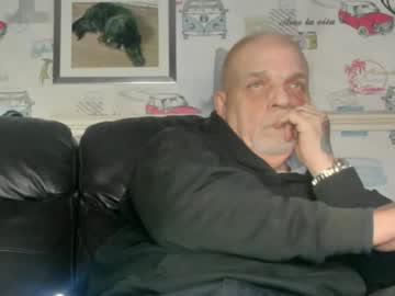 Fuckdog371666 January 08, 2025 Chaturbate stream image