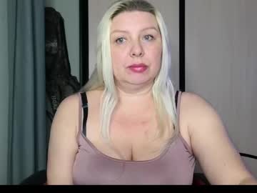 Luxury_White January 08, 2025 Chaturbate stream image