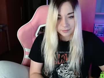 Henta1koi January 08, 2025 Chaturbate stream image