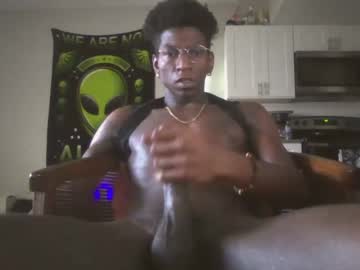 Kingnazo12 January 08, 2025 Chaturbate stream image