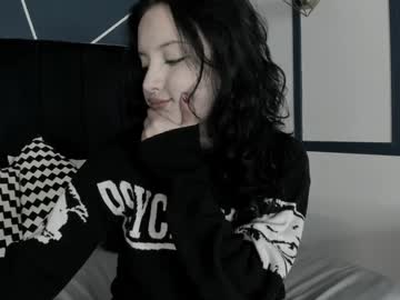 Adeelinee January 08, 2025 Chaturbate stream image