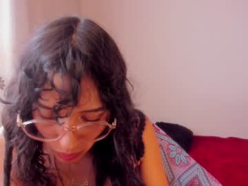 Aluna_0310 January 08, 2025 Chaturbate stream image