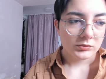 Synnefarlow January 09, 2025 Chaturbate stream image