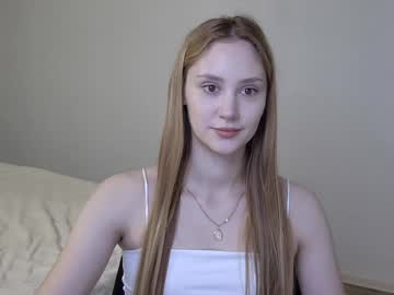 Laylla001 January 09, 2025 Chaturbate stream image