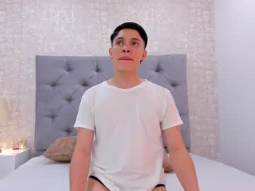 Maximiliano_1105 January 09, 2025 Chaturbate stream image