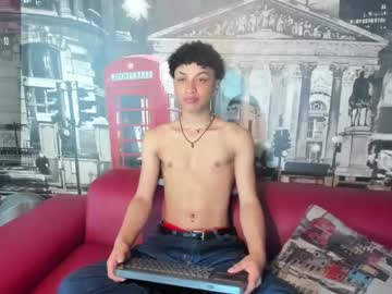 Dylan_Lee2 January 09, 2025 Chaturbate stream image