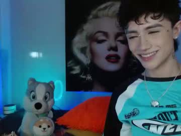 Maxiy_001 January 10, 2025 Chaturbate stream image