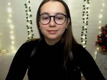 Yours_Piece_Of_Happiness_ January 10, 2025 Chaturbate stream image