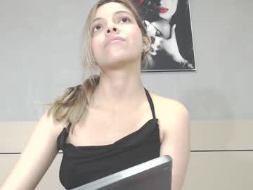 Andreau_19 January 10, 2025 Chaturbate stream image