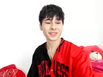 Kevin_Hug January 10, 2025 Chaturbate stream image