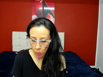 Abrillee1 January 10, 2025 Chaturbate stream image