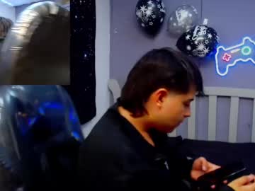 Andrewsmile_ January 11, 2025 Chaturbate stream image