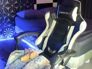 Philhotbody January 11, 2025 Chaturbate stream image