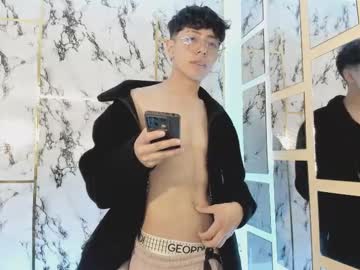 Tylhugedoom January 11, 2025 Chaturbate stream image