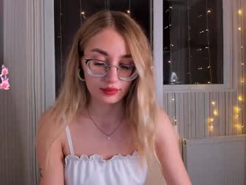 Livyybosom January 11, 2025 Chaturbate stream image