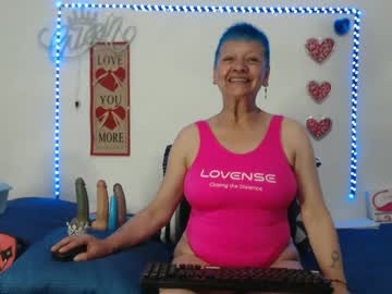 Loquitaqueen011 stream photo from January 11, 2025