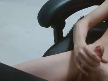 Skinnybody2 January 12, 2025 Chaturbate stream image