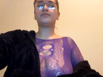 Atumnlovely777 January 12, 2025 Chaturbate stream image
