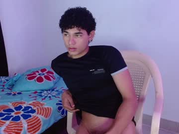 Zyrosxk January 12, 2025 Chaturbate stream image